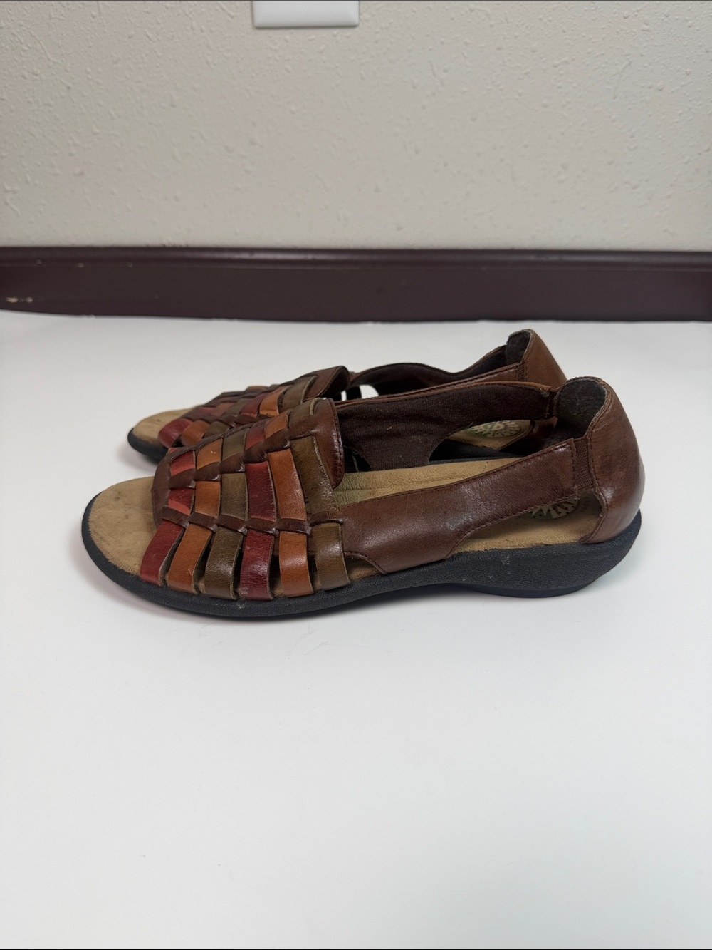 Earth Spirit Size 9 Brown Multicolor Woven Leather Huarache Sandals Boho - Picture 3 of 11